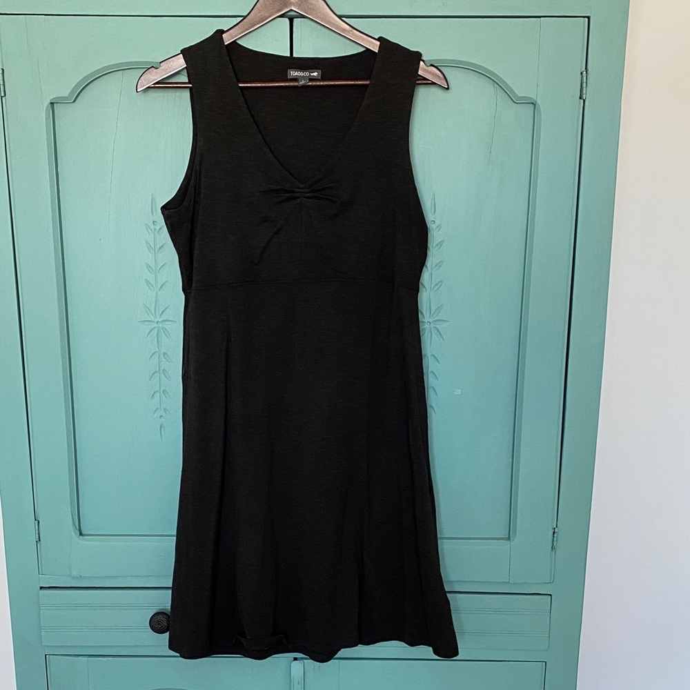 Toad&Co Elegant Black Knit Shirt